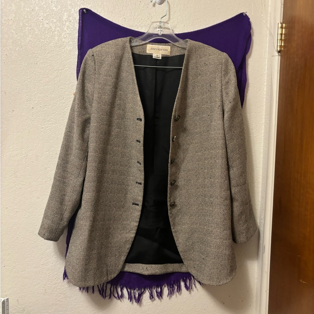 Vintage Joan’s of New York button down wool blazer woman’s size large.(12) - Picture 5 of 8
